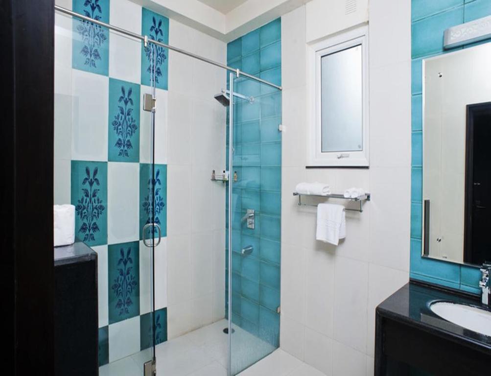 Charanpahari Hotel New Delhi Ngoại thất bức ảnh